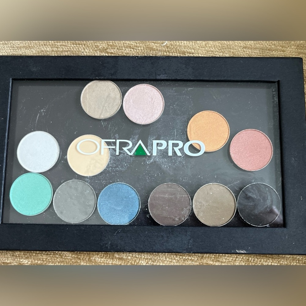 New OFRA Pro Window Palette Eye Shadow - 12 Colors